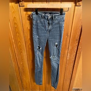 Hollister ultra high rise skinny jeans